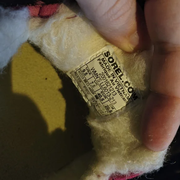 Sorel Pink Slippers - Picture 7 of 7